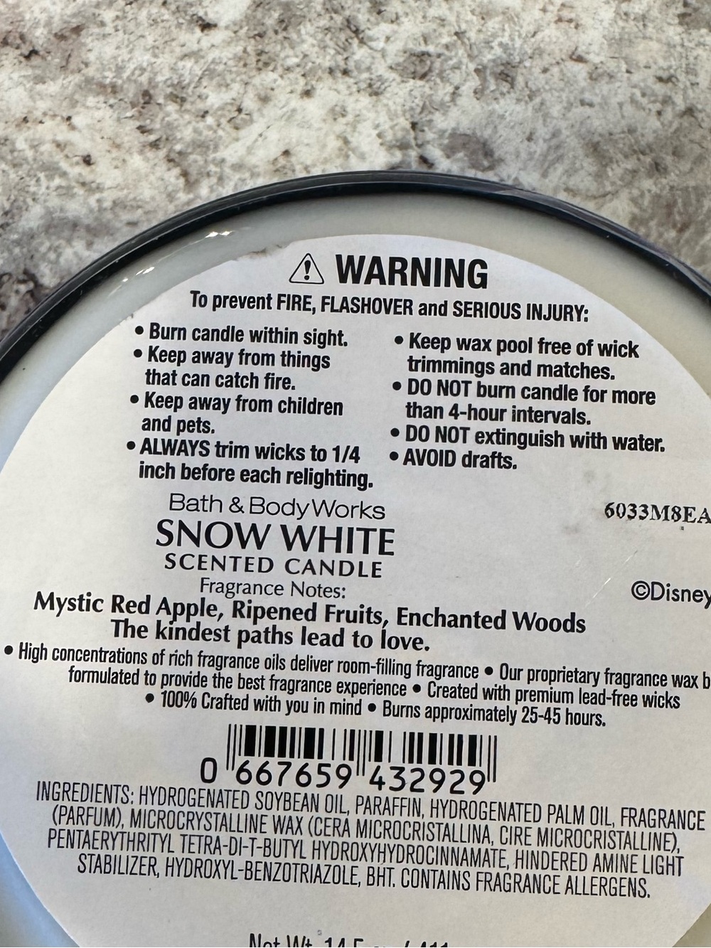 Disney Princess Snow White 3-Wick Candle from Bath & Body Works. SOLD OUT - Picture 4 of 4